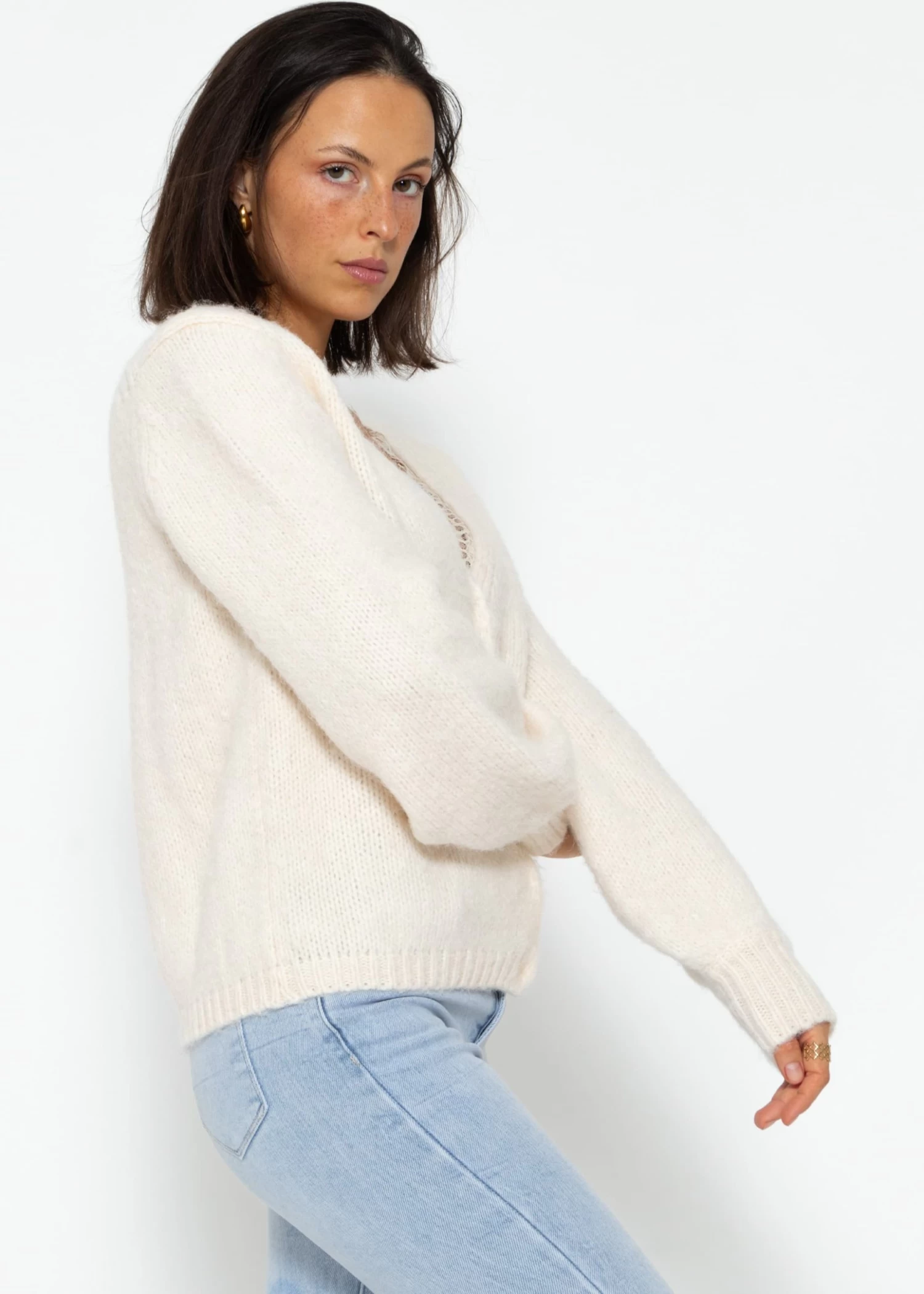 Cardigan Mit Spitzen-Ausschnitt - Offwhite 5 Cardigan Mit Spitzen-Ausschnitt - Offwhite – Bild 3