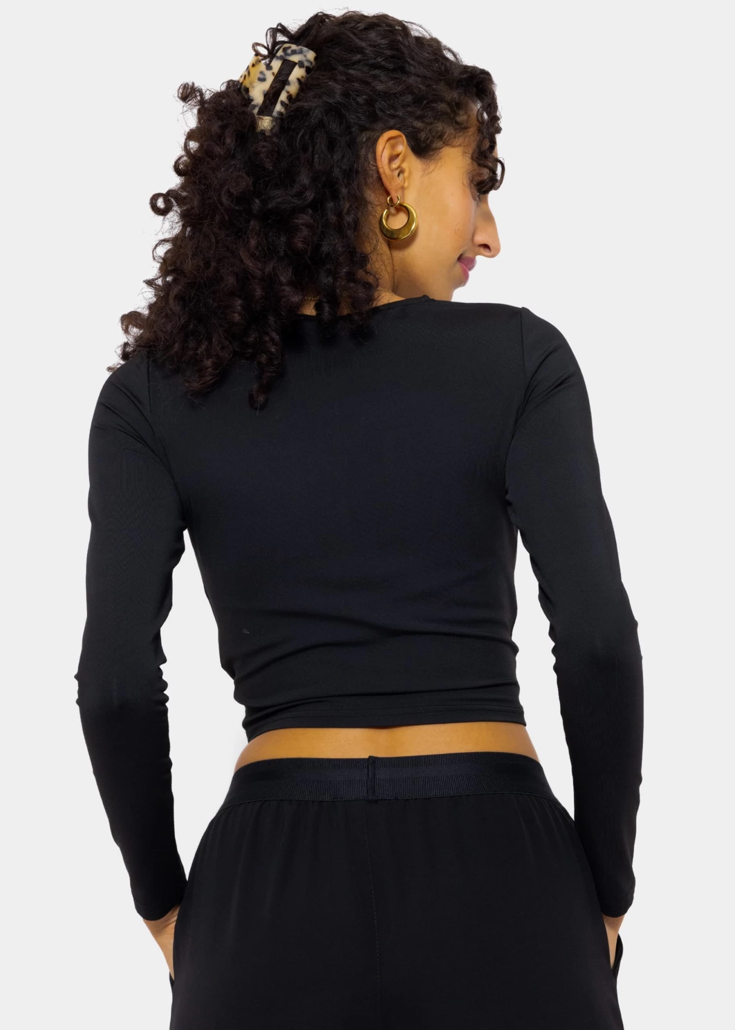 Cropped Langarmshirt, Schwarz 8 Cropped Langarmshirt, Schwarz – Bild 6