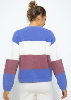 Flauschiger Pullover Mit Blockstreifen - Lila-offwhite-mauve -Sassyclassy SassyClassy flauschiger pullover mit blockstreifen lila offwhite mauve S3209P6404 1