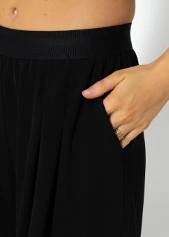 Fließende Schlupfhose Mit Gummibund - Schwarz 17 Fließende Schlupfhose Mit Gummibund - Schwarz -Sassyclassy SassyClassy fliessende schlupfhose schwarz S3209H6364 2