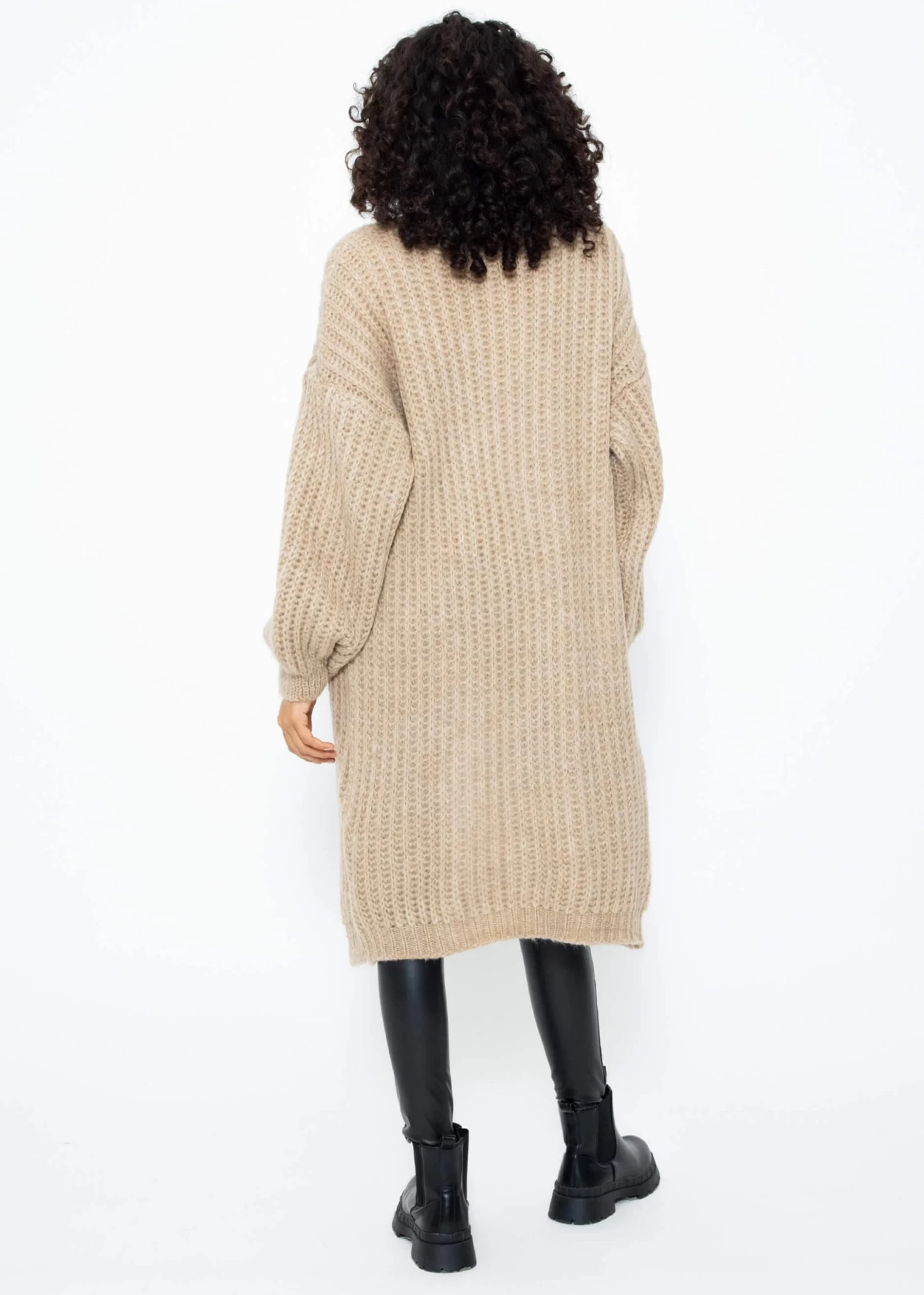 Gerippter, Langer Cardigan Mit Ballonärmel - Taupe 7 Gerippter, Langer Cardigan Mit Ballonärmel - Taupe – Bild 5