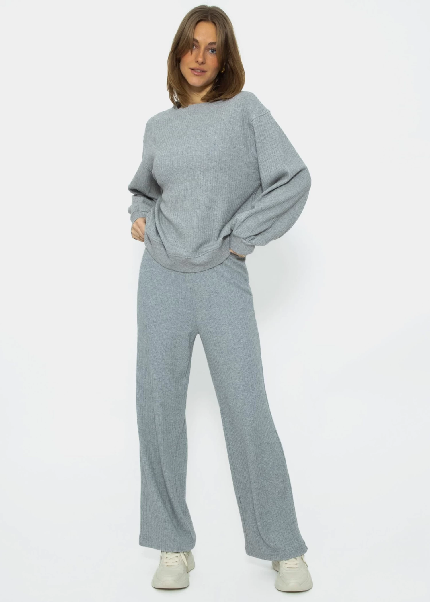 Geripptes Sweatshirt Mit Stickerei - Grau 6 Geripptes Sweatshirt Mit Stickerei - Grau – Bild 4