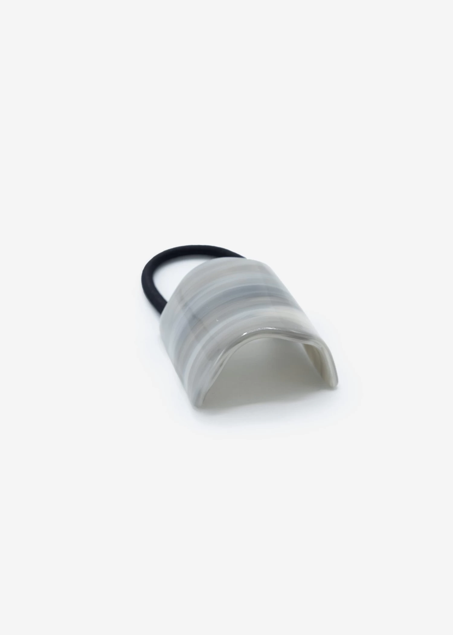 Marmorierter Haargummi - Grau 3 Marmorierter Haargummi - Grau