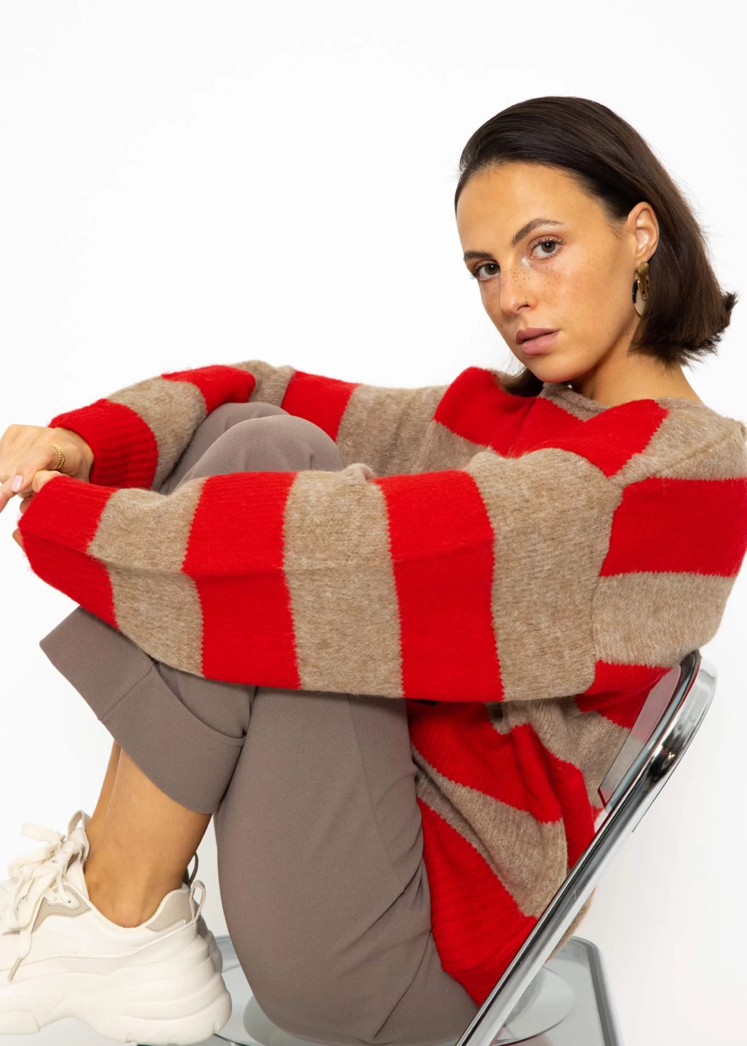 Knöchellange Hose Mit Aufschlag - Taupe 8 Knöchellange Hose Mit Aufschlag - Taupe – Bild 6