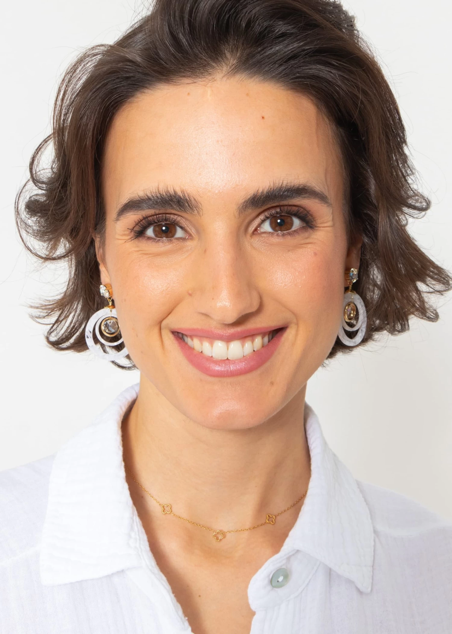 Kreis Ohrstecker Mit Glitzer Stein - Weiß 4 Kreis Ohrstecker Mit Glitzer Stein - Weiß – Bild 2