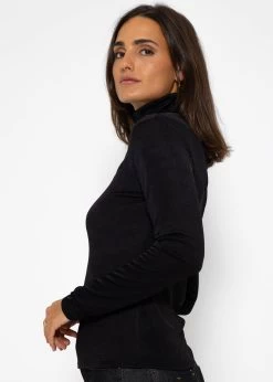 Fließendes Langarmshirt Mit Rollkragen Und Rückenausschnitt - Schwarz -Sassyclassy SassyClassy langarmshirt mit rollkragen und ruckenausschnitt S3209G6379 1