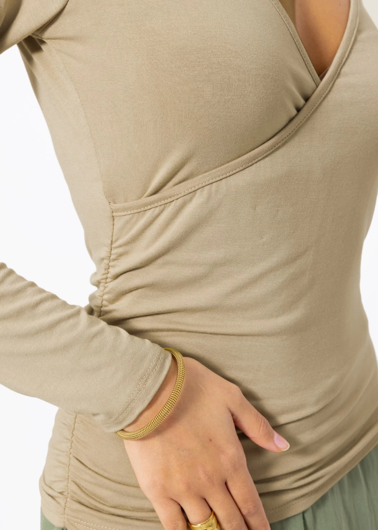 Langarmshirt Mit Wickel-Optik - Beige 10 Langarmshirt Mit Wickel-Optik - Beige – Bild 8