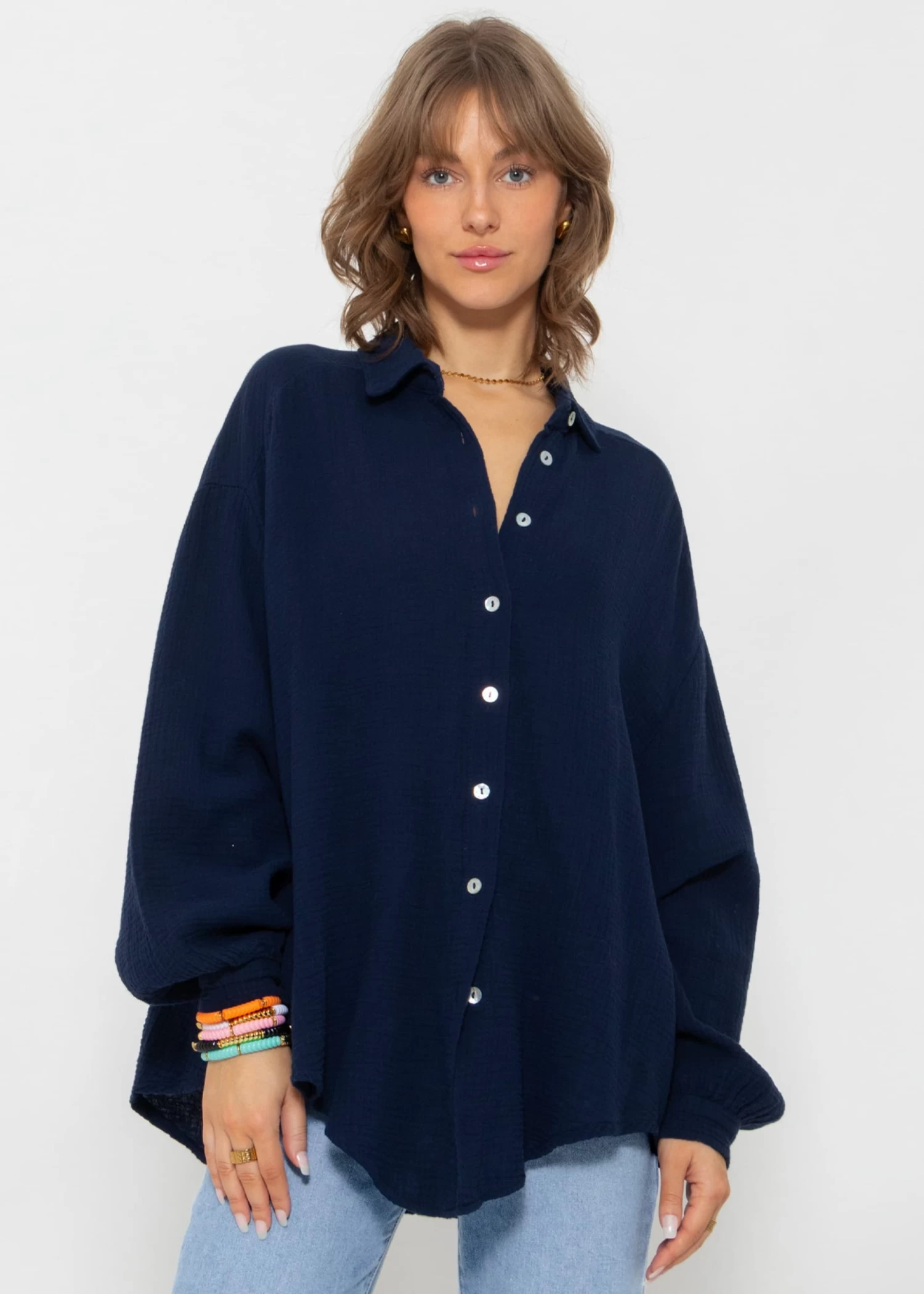 Musselin Bluse Oversize, Kurz, Dunkelblau 5 Musselin Bluse Oversize, Kurz, Dunkelblau – Bild 3