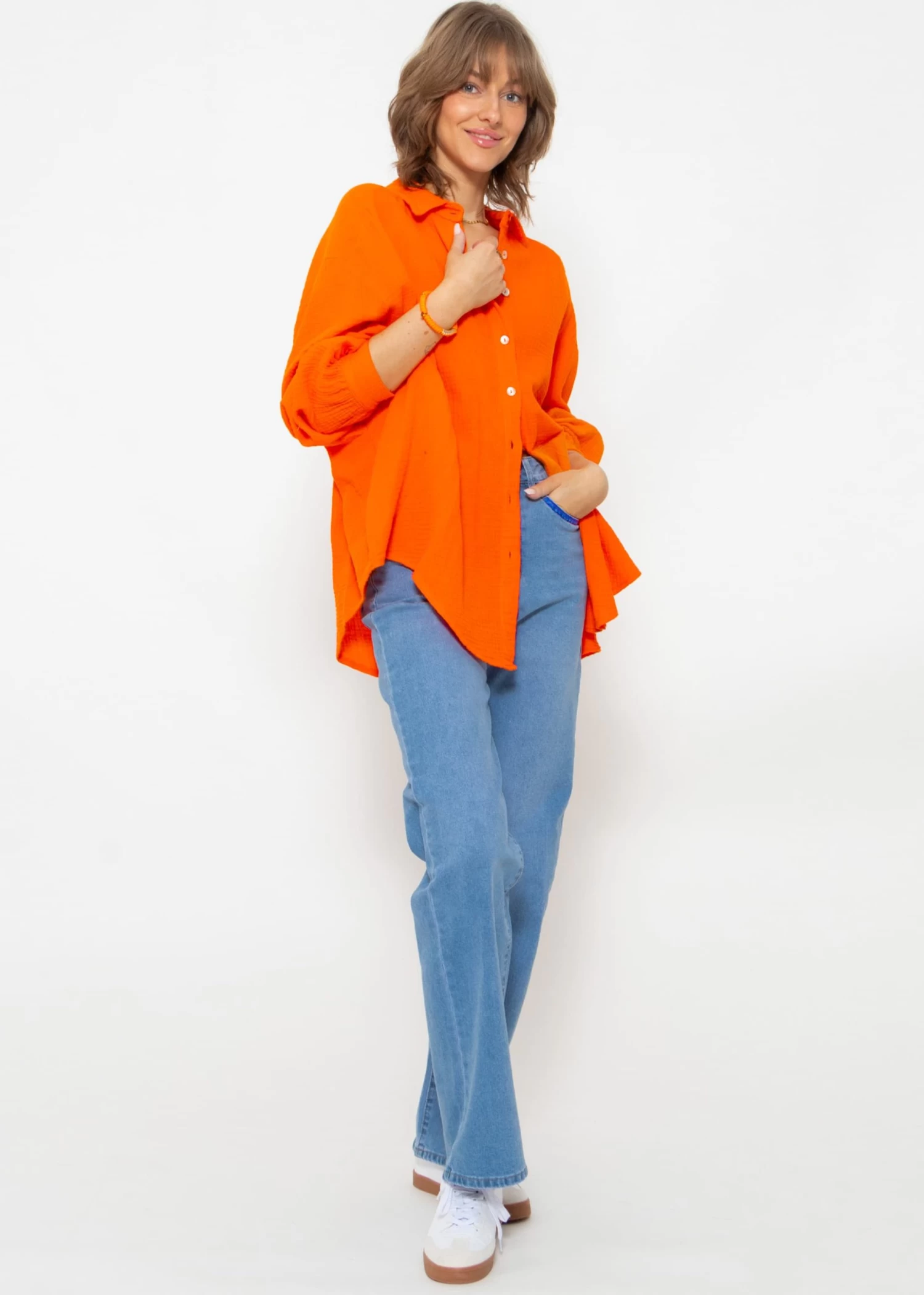 Musselin Bluse Oversize, Kurz, Orange 4 Musselin Bluse Oversize, Kurz, Orange – Bild 2