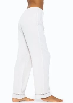 Musselin Pyjamahose Mit Spitzenborte - Hellbeige -Sassyclassy SassyClassy musselin pyjamahose mit spitzenborte hellbeige S3209NH64 1