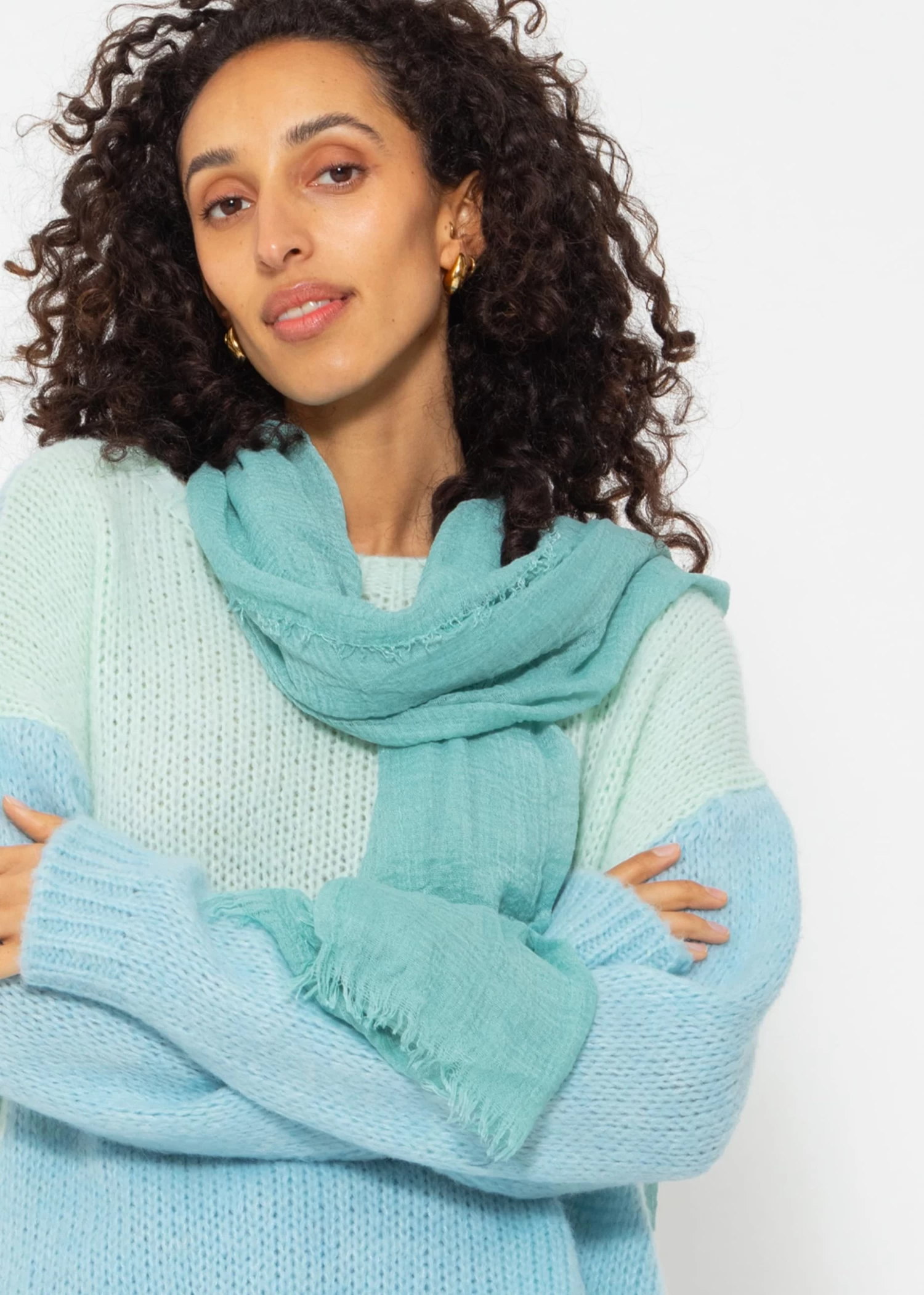 Musselin Schal - Salbeigrün 4 Musselin Schal - Salbeigrün – Bild 2