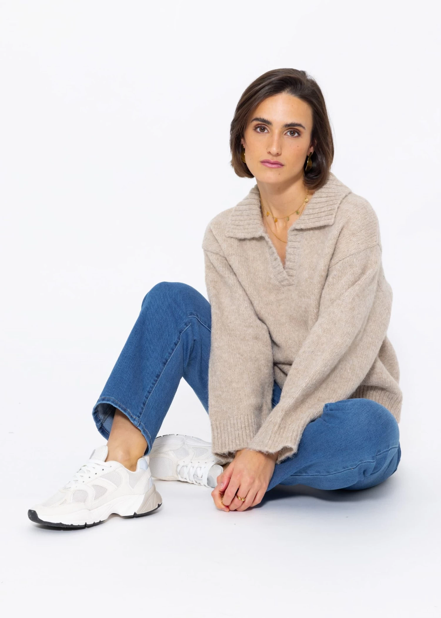 Oversize Pullover Mit Kragen - Beige 4 Oversize Pullover Mit Kragen - Beige – Bild 2