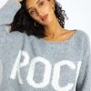 Oversize Pullover Mit "Rock"-Schriftzug - Grau-weiß 1 Oversize Pullover Mit "Rock"-Schriftzug - Grau-weiß -Sassyclassy SassyClassy oversize pullover mit rock schriftzug grau weiss S3209P6467 1