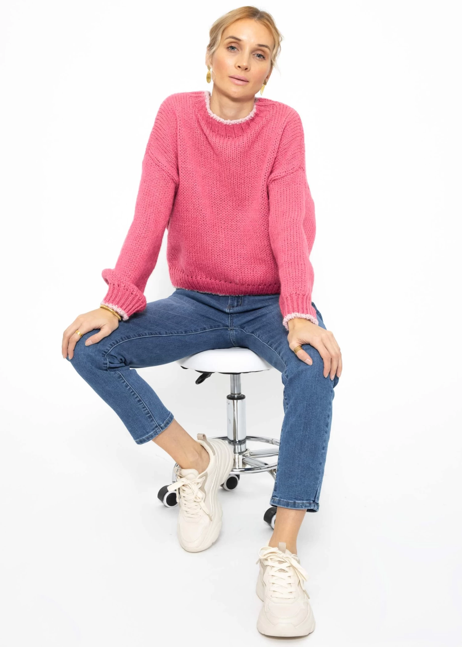 Oversize Pullover Mit Rosa Akzenten - Pink 4 Oversize Pullover Mit Rosa Akzenten - Pink – Bild 2