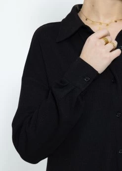 Oversize Waffelpiqué Bluse - Schwarz -Sassyclassy SassyClassy oversize waffelpique bluse schwarz S3207E6107