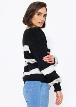 Pullover Mit Offwhite Streifen - Schwarz -Sassyclassy SassyClassy pullover mit offwhite streifen S3210P6515