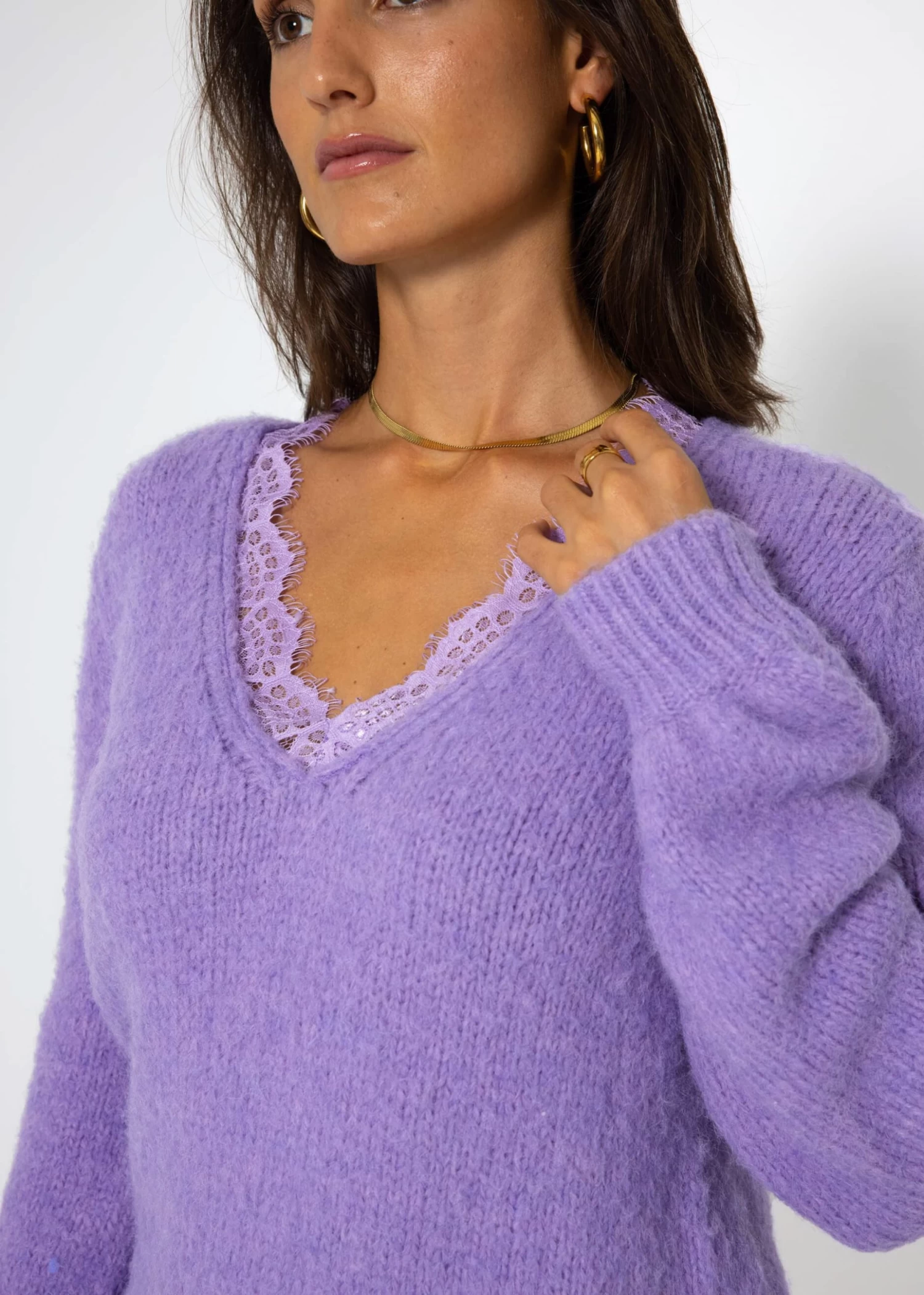 Pullover Mit Spitzen-Ausschnitt - Lila 10 Pullover Mit Spitzen-Ausschnitt - Lila – Bild 8