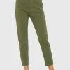 Relax Fit Highwaist Jeans, Khaki 2 Relax Fit Highwaist Jeans, Khaki -Sassyclassy SassyClassy relax fit jeans khaki S3204B5892 1