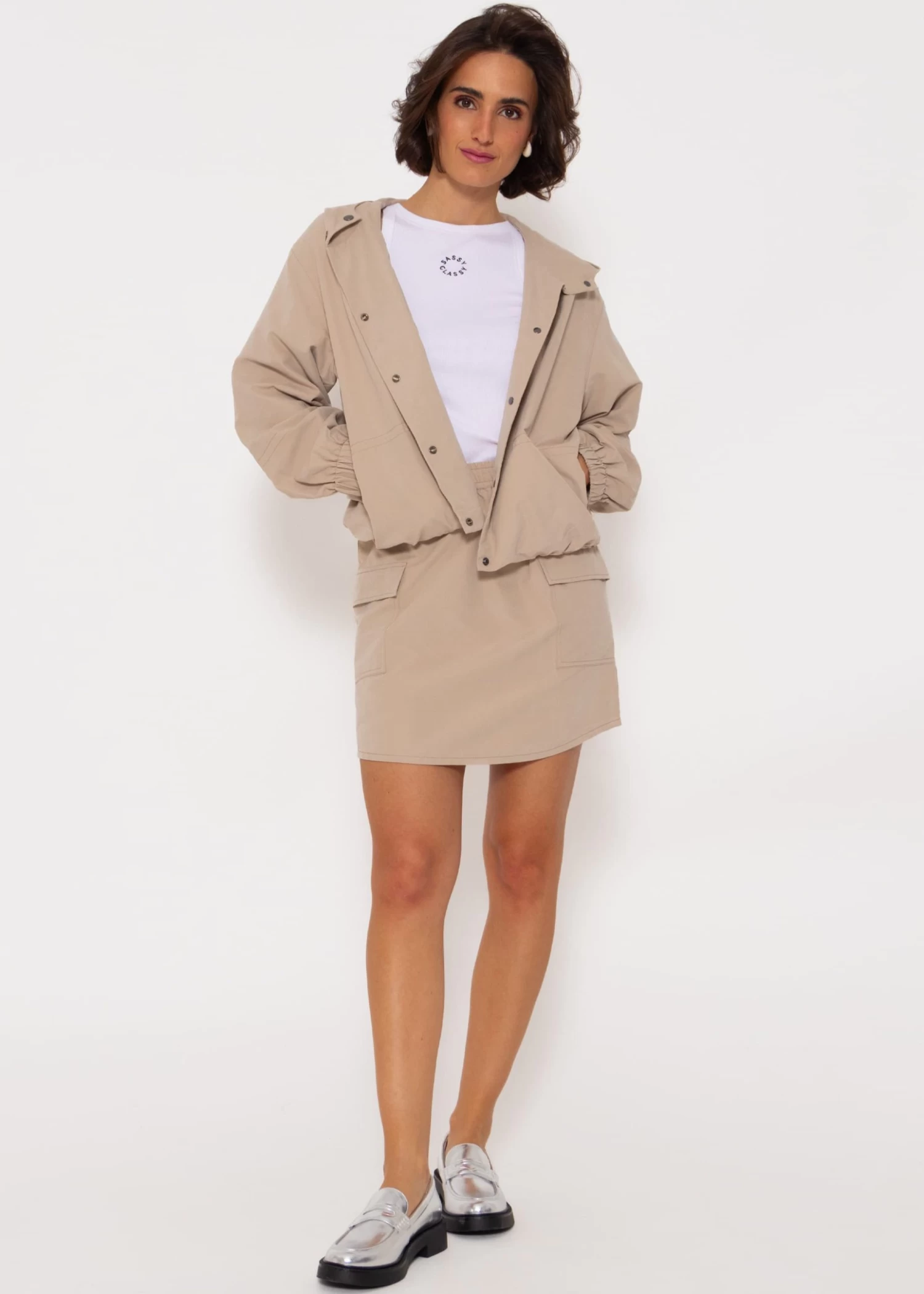 Rock Mit Aufgesetzten Taschen - Beige 4 Rock Mit Aufgesetzten Taschen - Beige – Bild 2