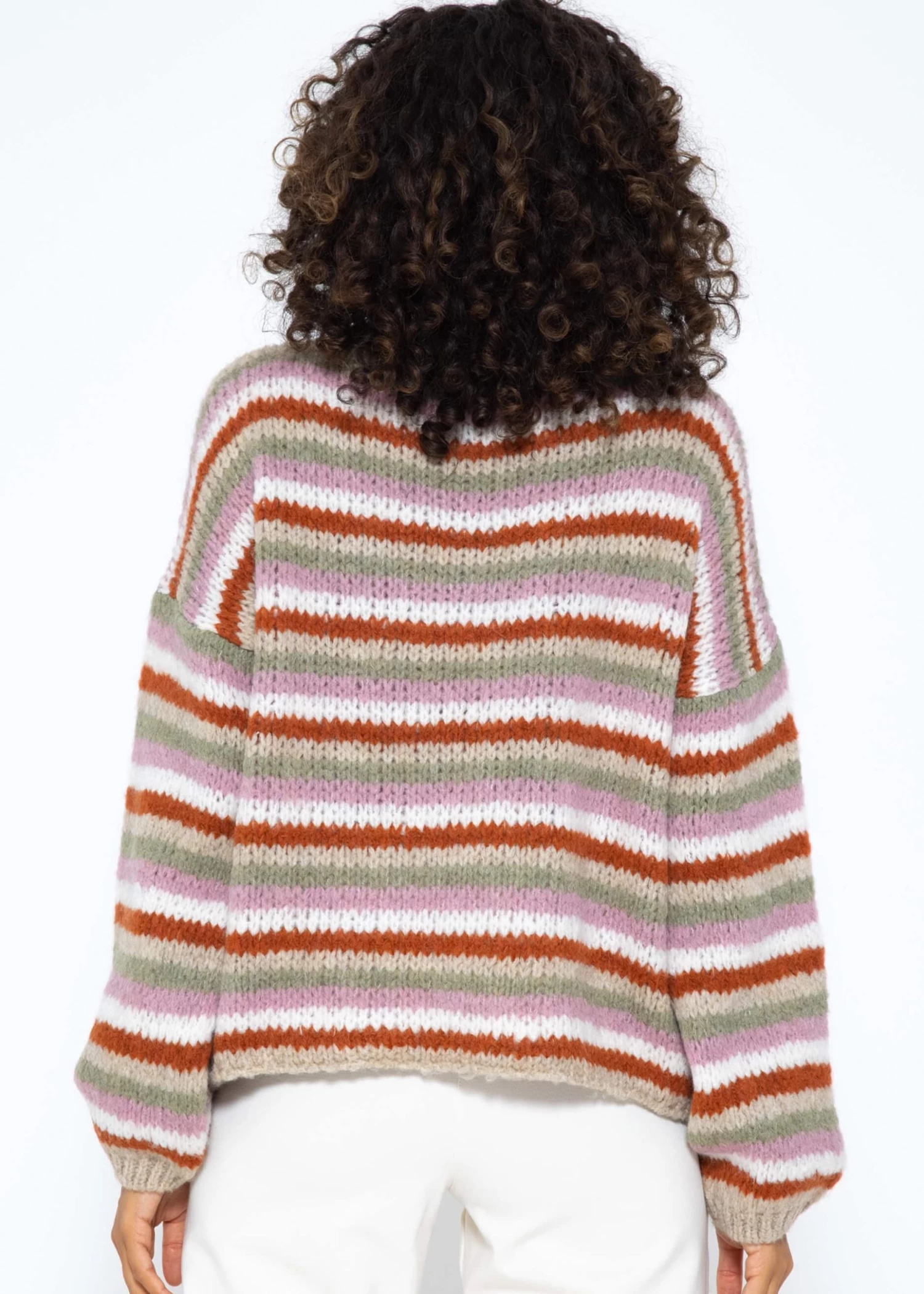 Rundhalspullover Mit Bunten Ringelstreifen - Beige 6 Rundhalspullover Mit Bunten Ringelstreifen - Beige – Bild 5