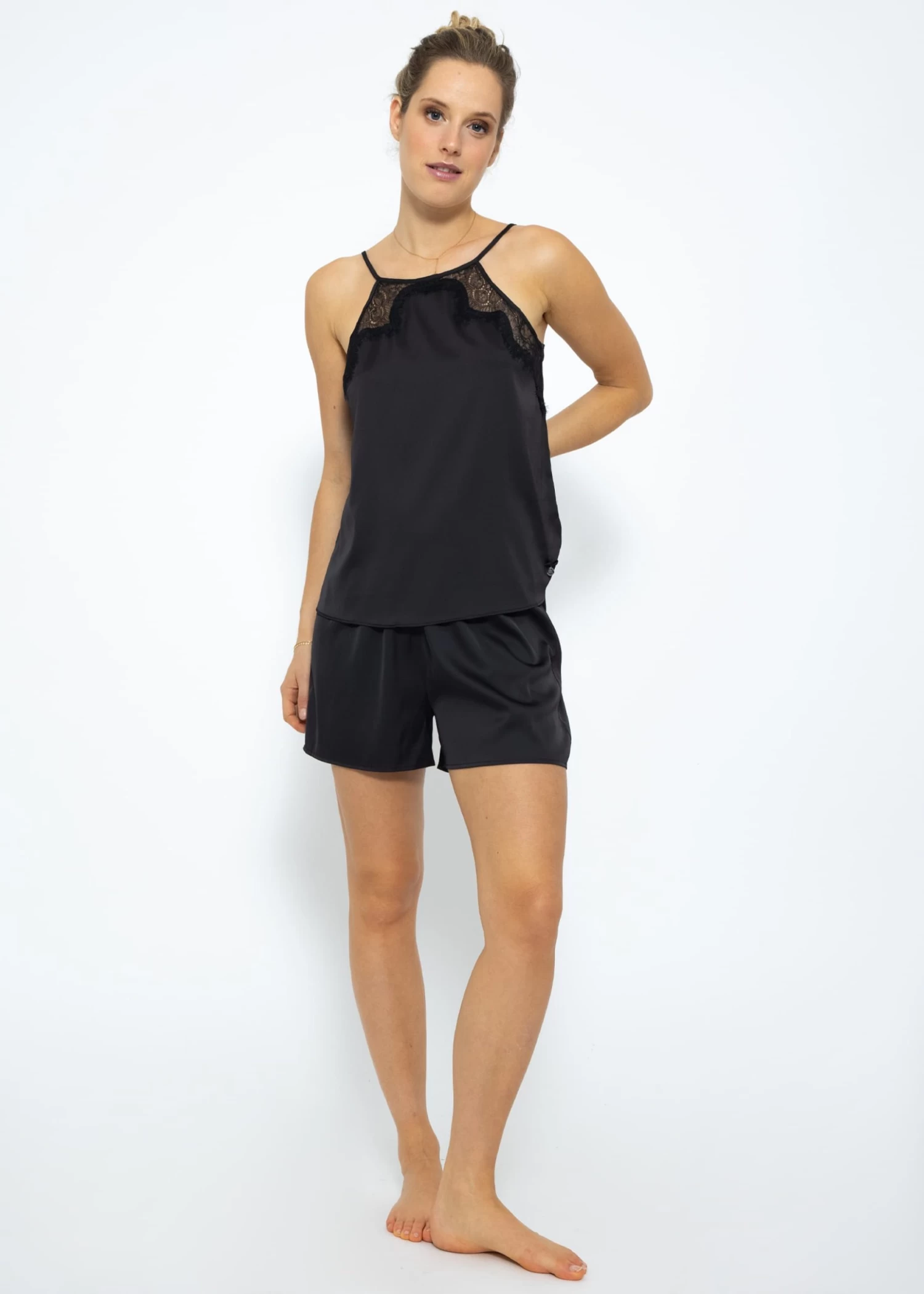 Satin Pyjama Shorts - Schwarz 6 Satin Pyjama Shorts - Schwarz – Bild 4