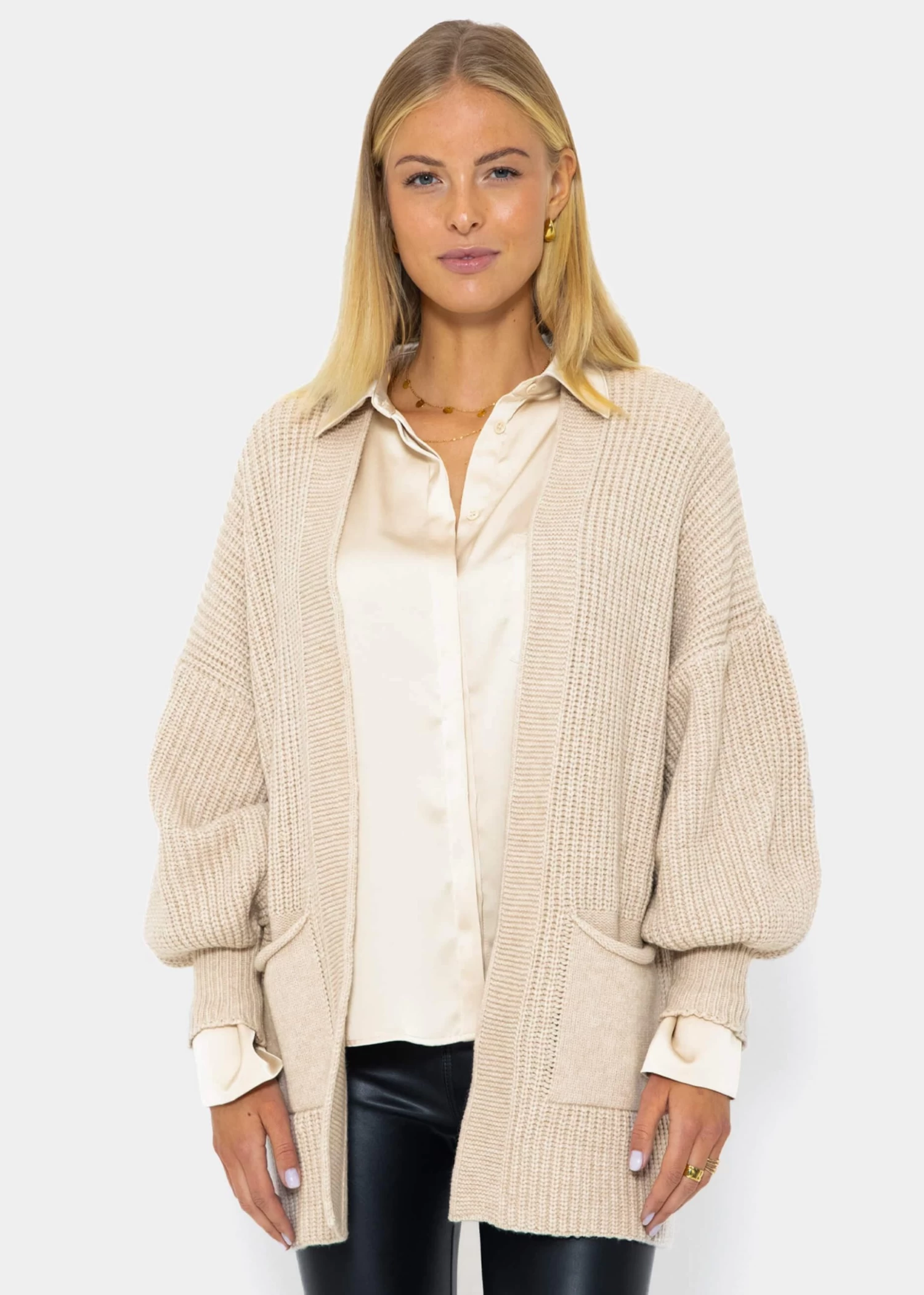 Soft Strick Cardigan Mit Taschen - Beige 8 Soft Strick Cardigan Mit Taschen - Beige – Bild 6