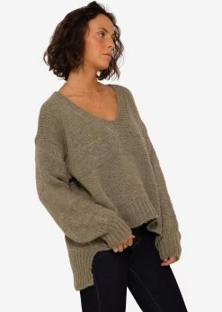 Strickpullover Mit V-Ausschnitt - Khaki -Sassyclassy SassyClassy strickpullover mit v ausschnitt grun S3208P6270 5JT7K3LssbVx76