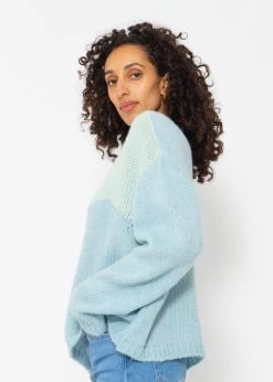 Zweifarbiger Strickpullover - Hellblau-pastellgrün 14 Zweifarbiger Strickpullover - Hellblau-pastellgrün -Sassyclassy SassyClassy zweifarbiger strickpullover hellblau pastellgrun S4203P6908 1