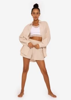 Musselin Shorts, Beige -Sassyclassy SassyClassy Musselin Shorts Beige S3204B5872 2