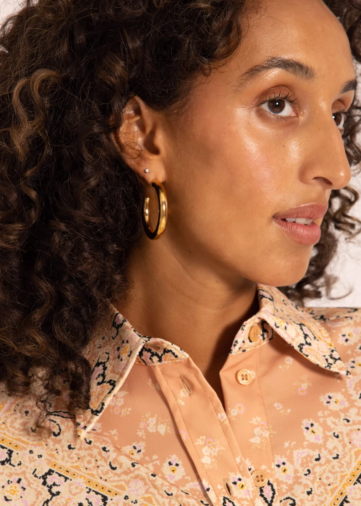 Chunky Creolen - Gold 4 Chunky Creolen - Gold – Bild 2