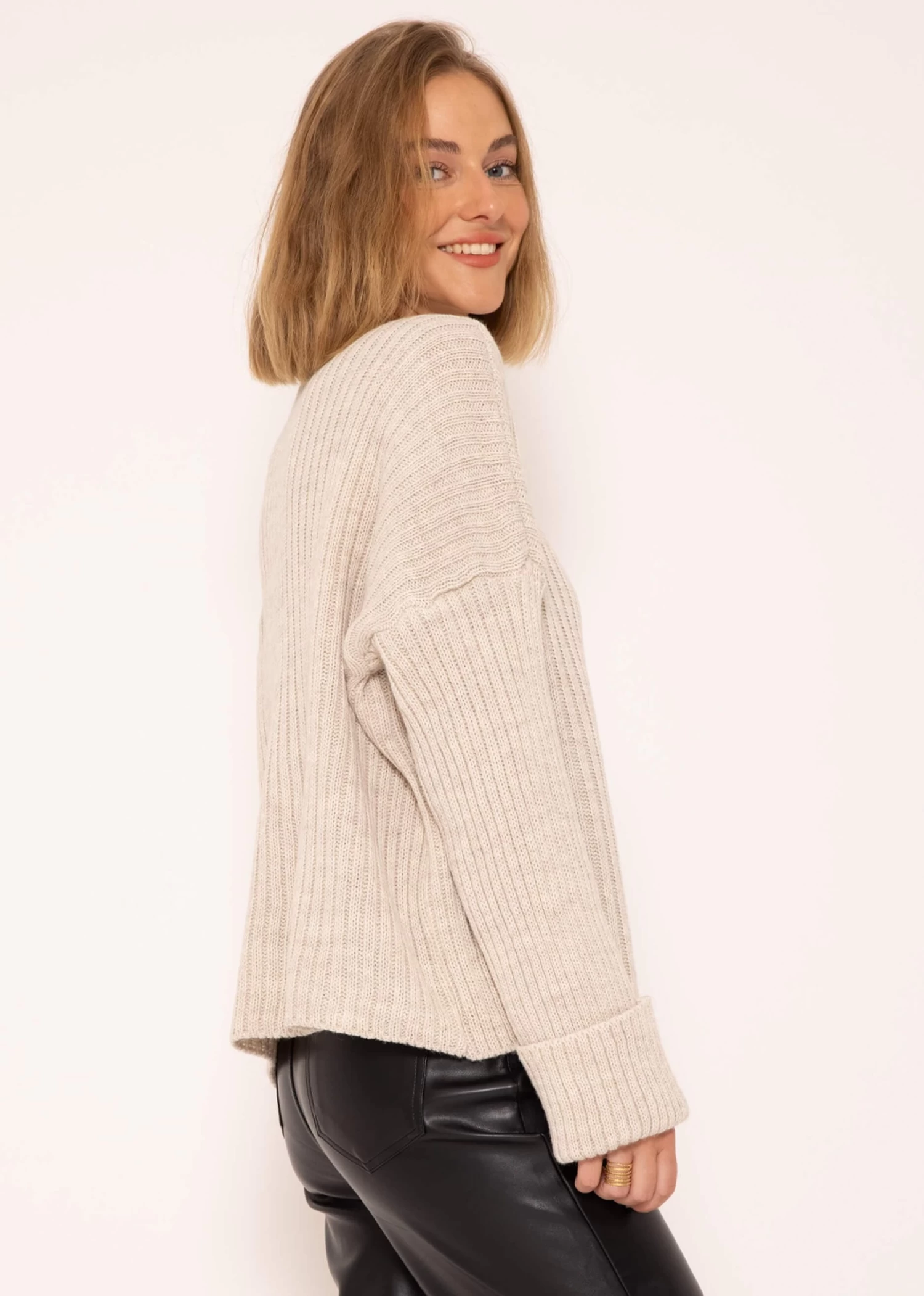 Gerippter Pullover - Beige 7 Gerippter Pullover - Beige – Bild 5