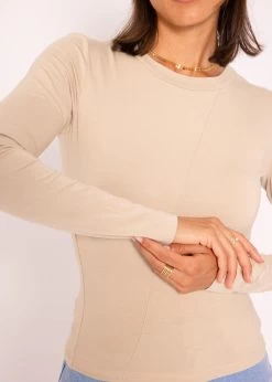 Langarmshirt Mit Diagonaler Biese, Beige 19 Langarmshirt Mit Diagonaler Biese, Beige -Sassyclassy SassyClassy langarm shirt mit diagonaler biese beige S3207B6009 8