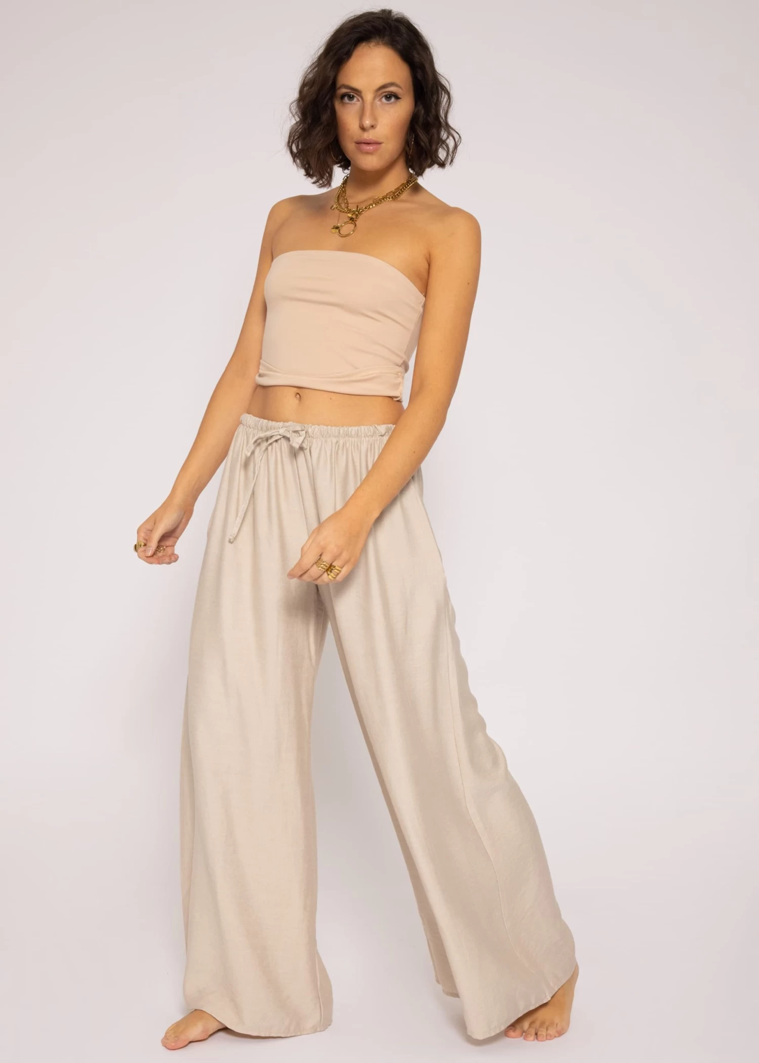 Lässige Schlupfhose Mit Weitem Bein, Beige 4 Lässige Schlupfhose Mit Weitem Bein, Beige – Bild 2