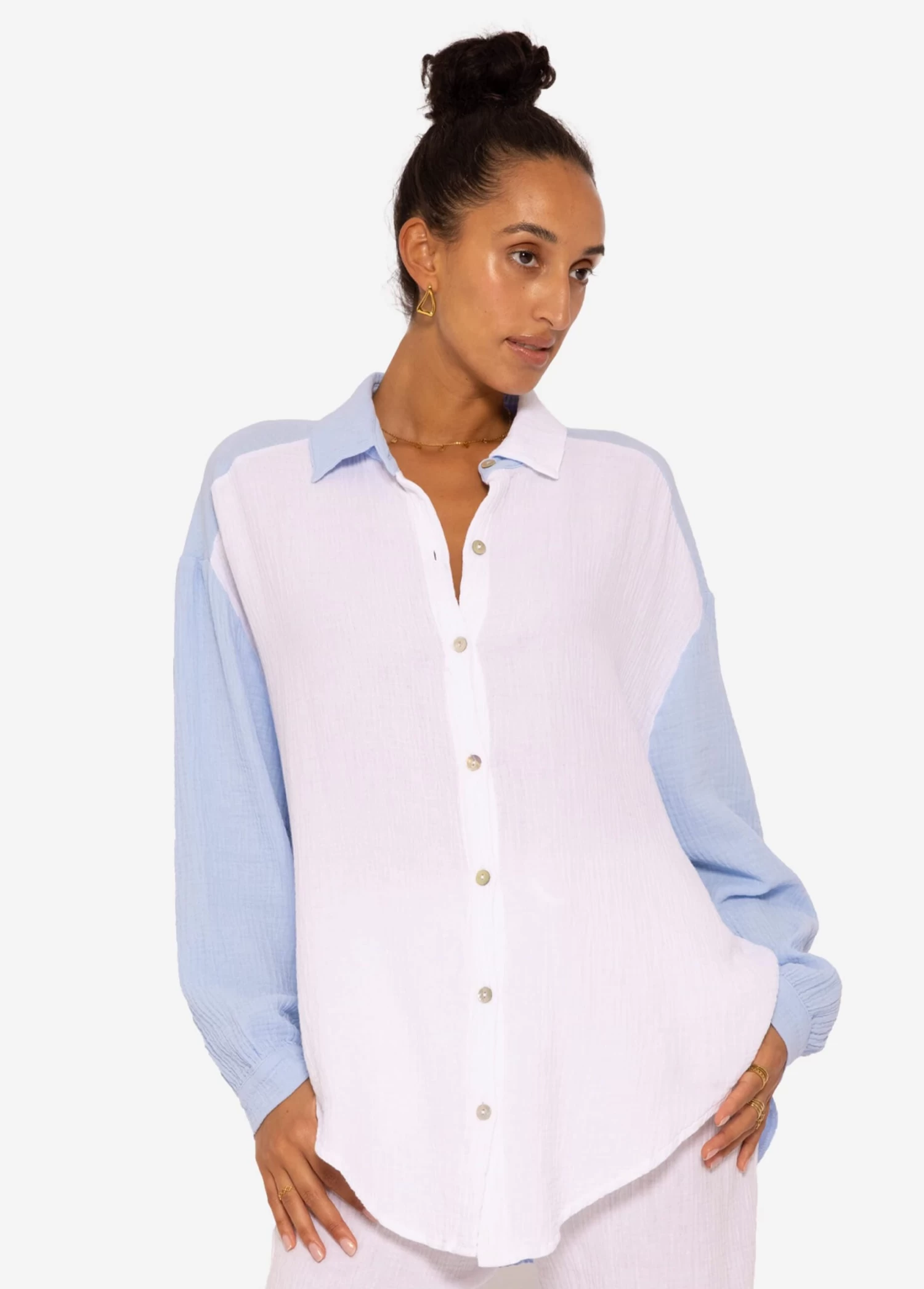 Musselin Bluse Oversize, Kurz, Blau-weiß 3 Musselin Bluse Oversize, Kurz, Blau-weiß
