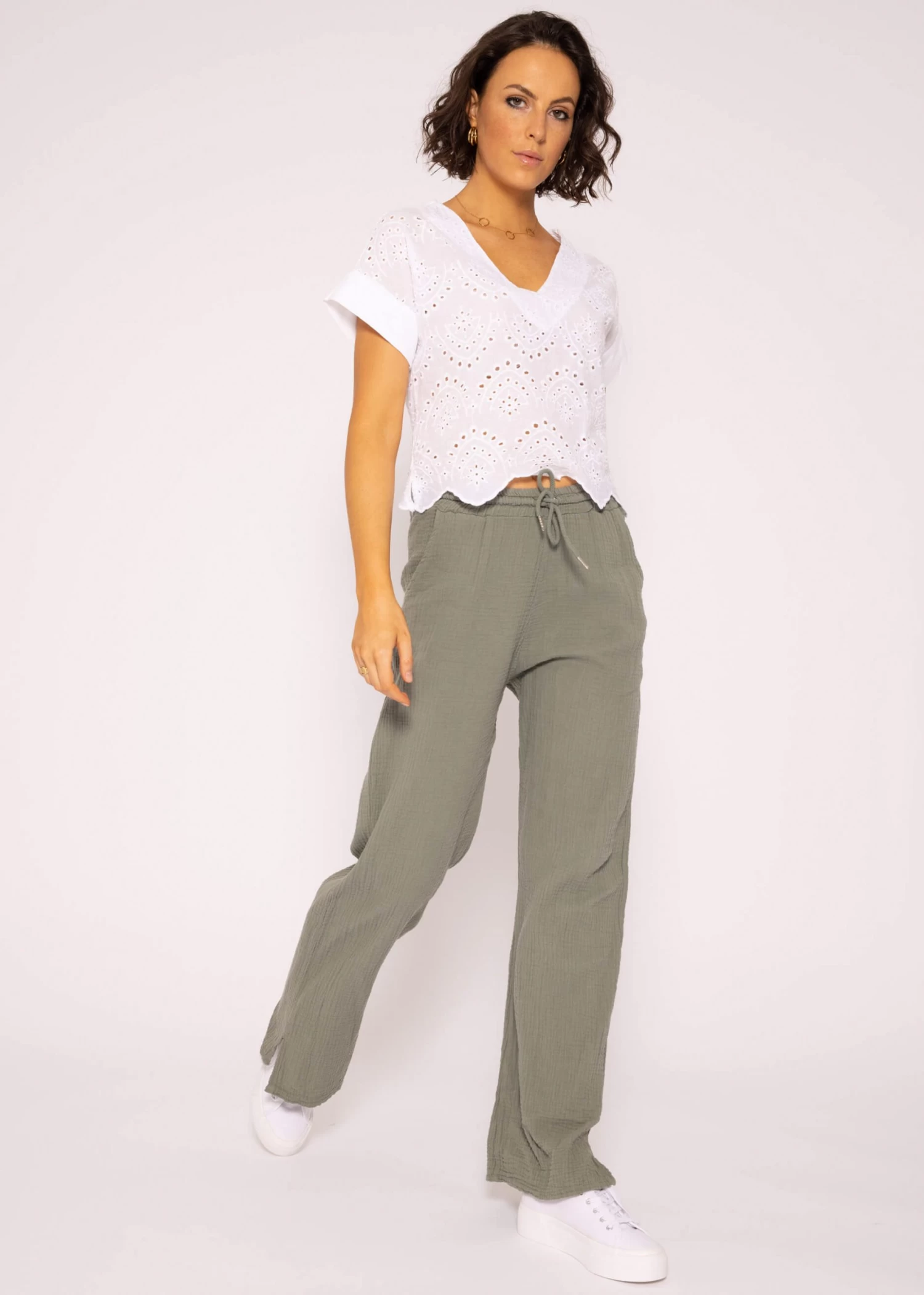 Spitzen Shirt Mit V-Ausschnitt, Weiß 5 Spitzen Shirt Mit V-Ausschnitt, Weiß – Bild 3