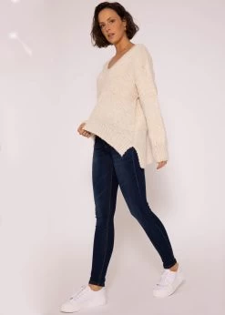 Strickpullover Mit V-Ausschnitt, Offwhite 11 Strickpullover Mit V-Ausschnitt, Offwhite -Sassyclassy SassyClassy strickpullover mit v ausschnitt offwhite S3207B6024 1