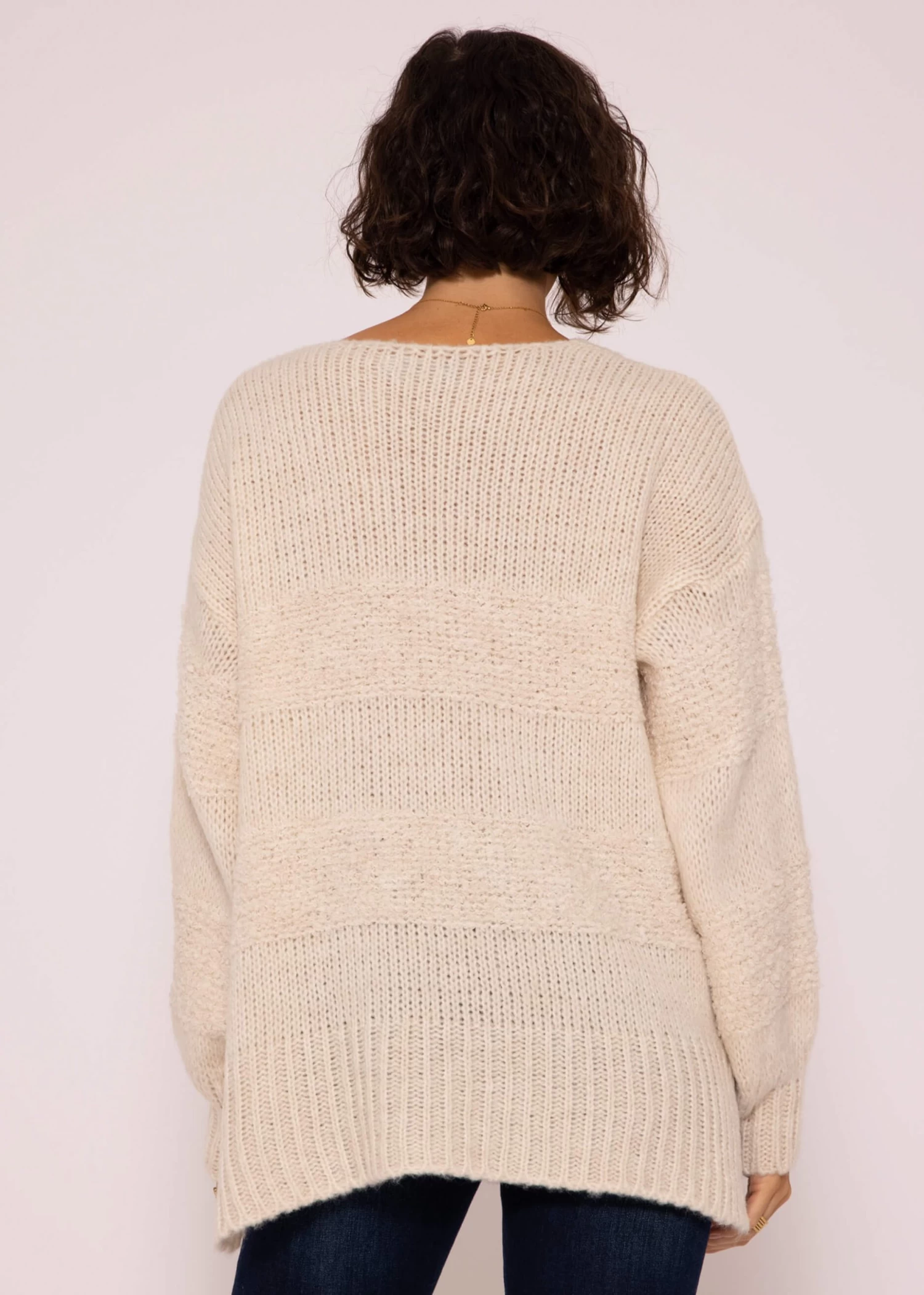 Strickpullover Mit V-Ausschnitt, Offwhite 9 Strickpullover Mit V-Ausschnitt, Offwhite – Bild 7