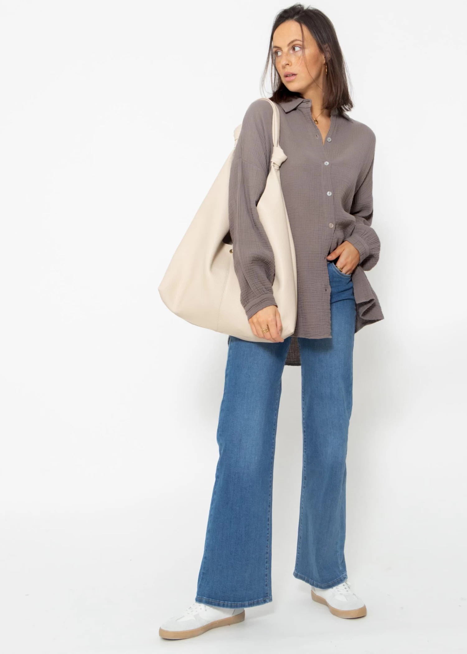 Musselin Bluse Im Regular Fit - Taupe 4 Musselin Bluse Im Regular Fit - Taupe – Bild 2