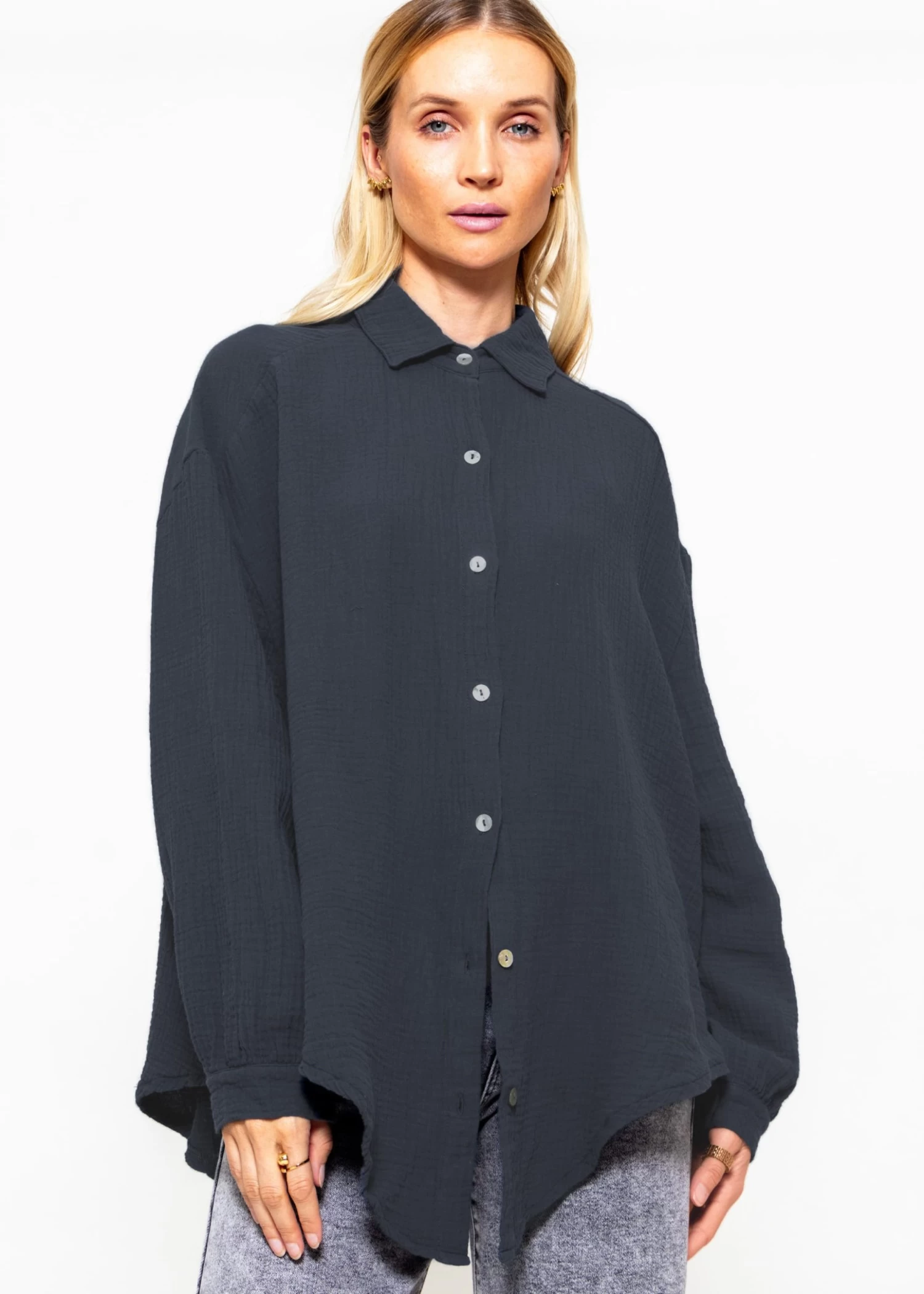 Musselin Bluse Oversize, Kurz, Dunkelgrau 3 Musselin Bluse Oversize, Kurz, Dunkelgrau