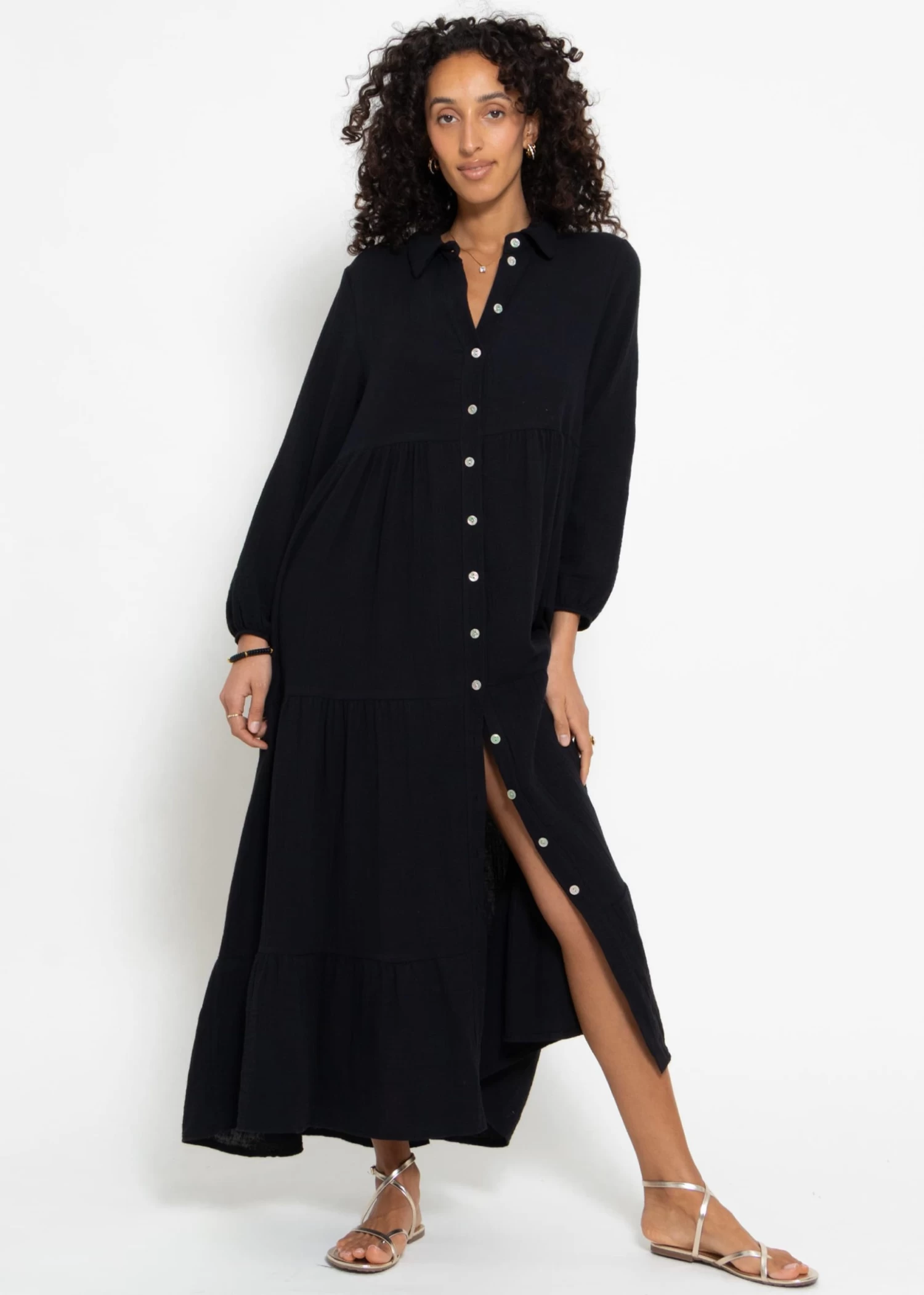 Musselin Maxi Kleid Mit Volants - Schwarz 3 Musselin Maxi Kleid Mit Volants - Schwarz