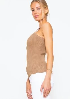 Strick Top Mit Bogenkante, Camel -Sassyclassy sassyclassy strick top mit bogenkante camel S3202B5523 6